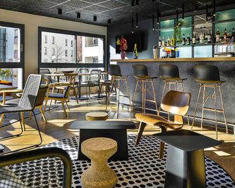Ibis Annecy Cran Gevrier Hotel - אנסי - בר