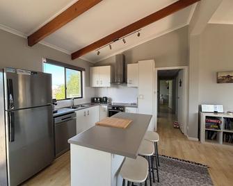 Dune View Robe - 200 Metres To Beach!! - Robe