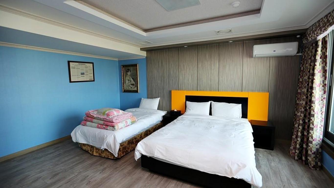 Sokcho Eastern Tourist Hotel