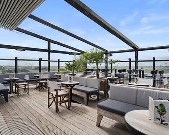 Corendon Apartments Amsterdam Schiphol Airport - Badhoevedorp - Restaurante