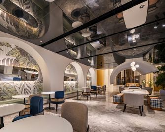 Hilton Garden Inn Nanjing Hexi Olympic Sports Center - Nanjing - Restaurant