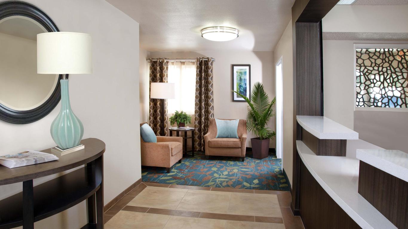 Candlewood Suites Grand Prairie - Arlington, An IHG Hotel