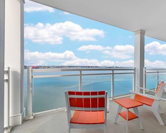 Cambria Hotel Ocean City - Bayfront - Ocean City - Balcony