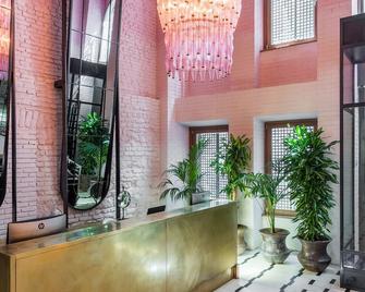 Room Mate Emir - Istanbul - Front desk