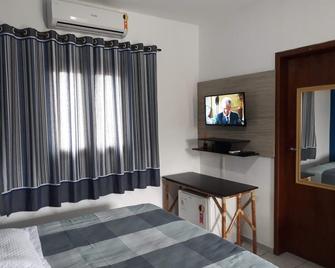 Pousada Pier36 - Peruíbe - Schlafzimmer