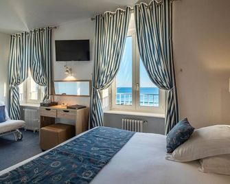 Logis Hotel Restaurant De La Plage - Audierne