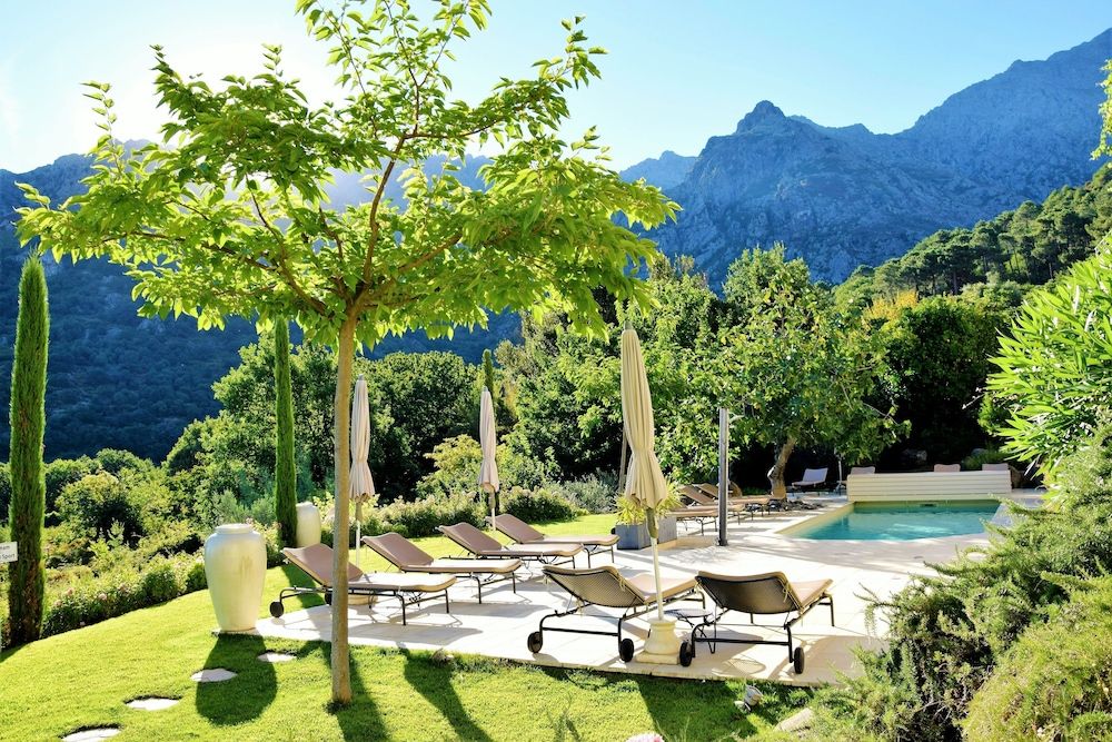 Cas'Anna Lidia - Hôtel De Charme - Muro - Zwembad