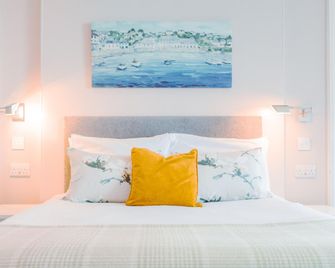 Poseidon's Inn - Lossiemouth