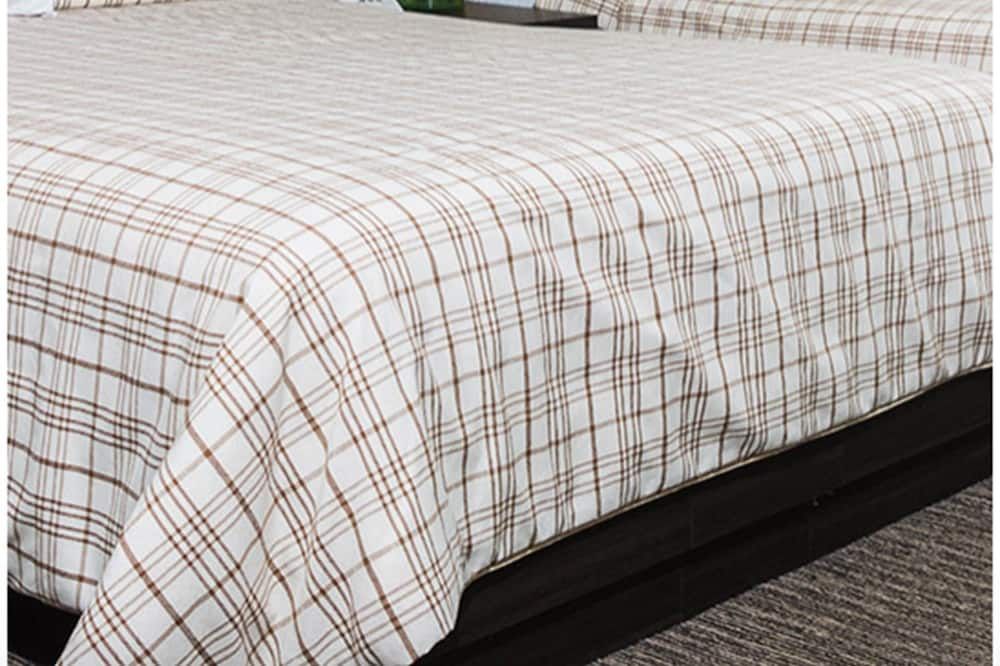 Bedroom view of Hotel Astor