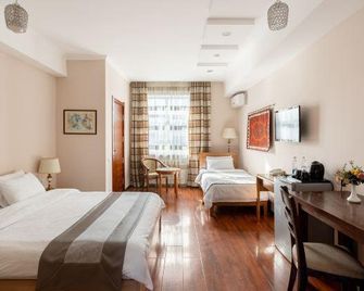 Soluxe Hotel - בישקק - חדר שינה