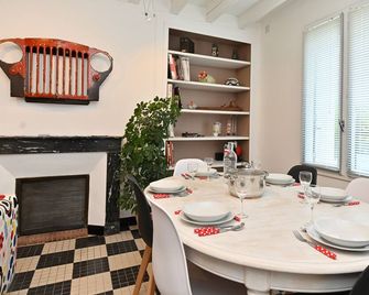 La petite maison de l'Anjou 10 minutes from BIOPARC - Doué-en-Anjou - Sala pranzo