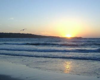 01 Tudor Court, Tolroy Manor - Hayle - Beach