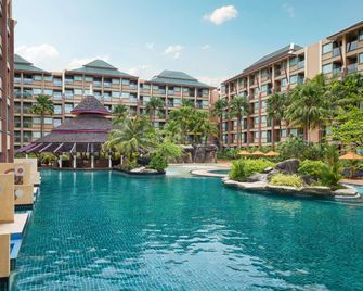 Novotel Phuket Vintage Park Resort - Patong - Gebouw