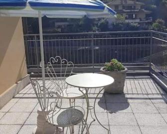 San Pellegrino Solarium Apartment - San Pellegrino Terme - Balcone