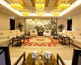 Jinling Yangzhou Hotel - Yangzhou - Lounge