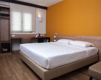 دونيا أوتل باماكو ٔشي 2000 - باماكو - غرفة نوم