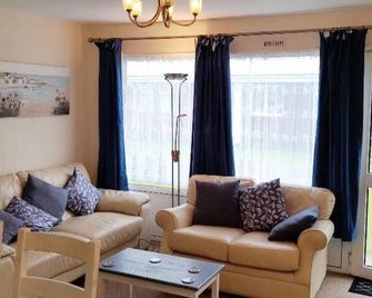 Dartmouth Chalet Holidays-Happy Days,Devonly Days - Dartmouth - Salon