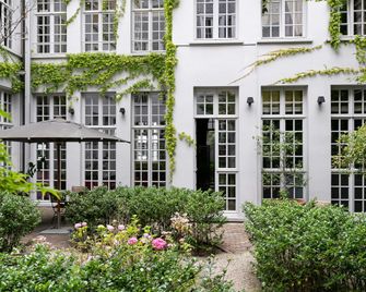 Hotel De Witte Lelie -Small Luxury Hotels of the World - Antwerp - Building