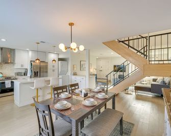 2 Mi to Old Town: Dog-Friendly Condo w/ Patio - Scottsdale - Dining room