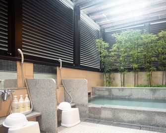 Kuretake Inn Nankai Sakai-Ekimae - Sakai - Pool
