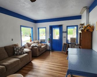 Cozy Bear Inn - Maggie Valley