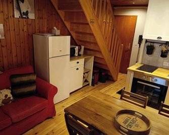 Petit Chalet de Montagne au Cœur du Massif du Sancy - Picherande - Salon