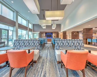 Holiday Inn Express & Suites Houston S - Medical Ctr Area By IHG - יוסטון - מסעדה