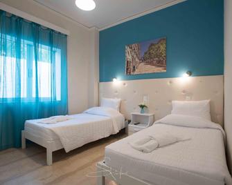 San Georgio Hotel - Agios Georgios Pagon - Habitación