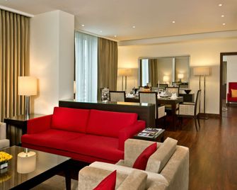 Park Plaza Chandigarh Zirakpur - Zerakpur - Sala de estar