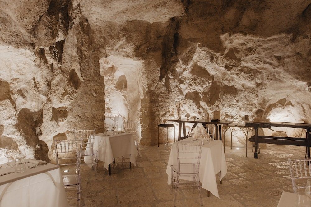 Palazzo Del Duca Luxury Hotel - מאטרה - מסעדה