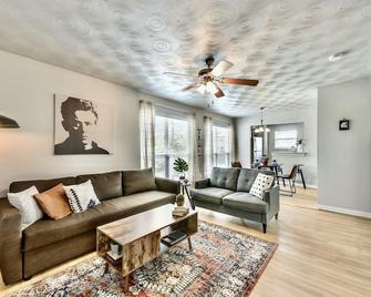 Fifa Ready The Swank - Close To Downtown - Dallas - Huiskamer