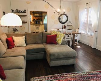 The Bluebird House. - Abilene - Living room