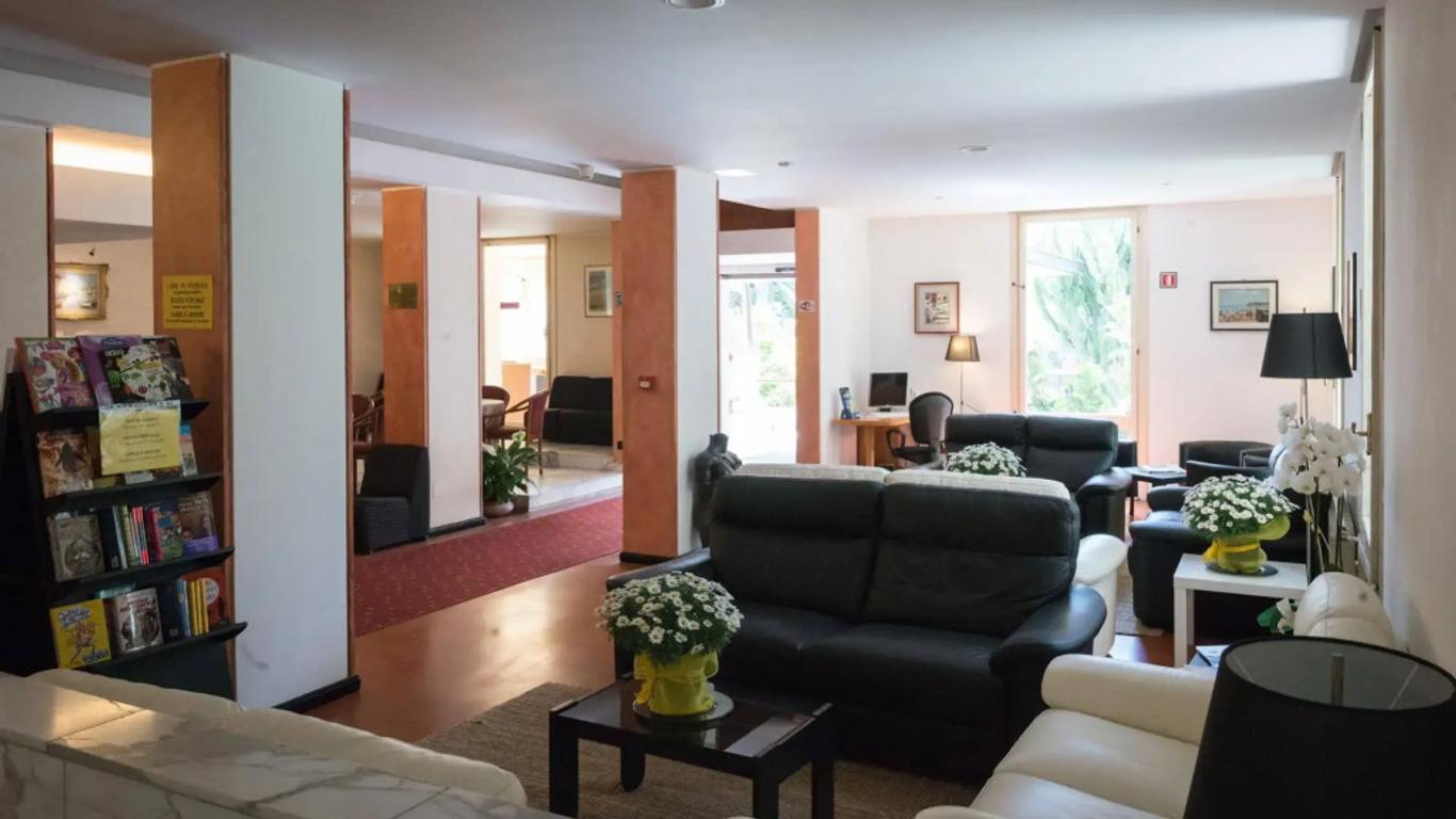 Coccodrillo Hotel & Apartments