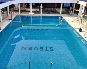 Piscina Sarita Club Boutique - Girardot - Zwembad