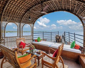 Kumarakom Lake Resort - Kumarakom - Balkong