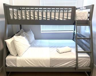 Renzzi Villas - Miami - Chambre