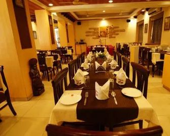 Tansen - Gwalior - Restaurante