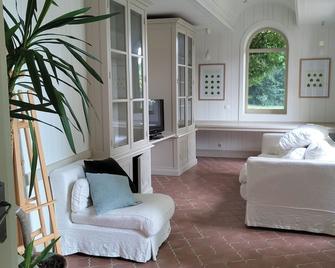 La Maison de Bujan - Gauriac - Sala de estar