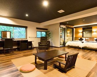 Livemax Resort Hakone Sengokuhara - Hakone