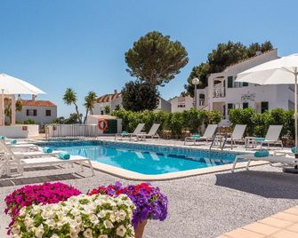Apartamentos Annabel's II - Cala Galdana - Piscine