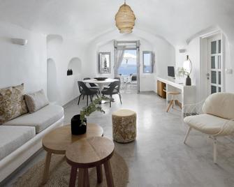 Filotera Suites - Oia - Phòng khách