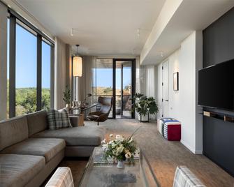 The Loren Hotel Austin - Austin - Living room