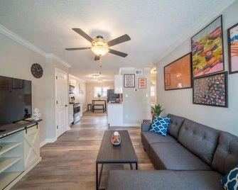 Ov Mosaic - Crystal Suite - Norfolk - Living room