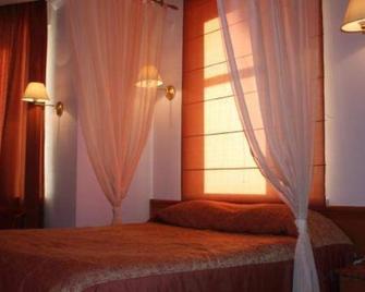 Tea Rose Hotel - Yekaterinburg - Kamar Tidur