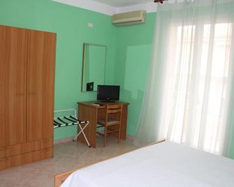 Garden House - Pozzallo - Living room