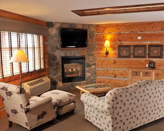 Cedar Creek Hotel Wausau - Rothschild - Rothschild - Salon