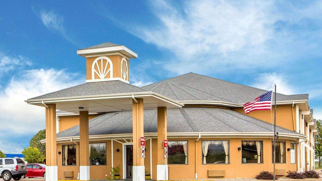 Quality Inn Morton at I-74