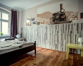 Explorer Hostel - Poznan - Bedroom