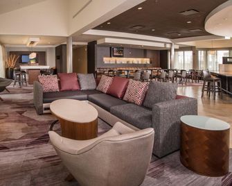 Courtyard by Marriott Raleigh Midtown - Raleigh - Lounge