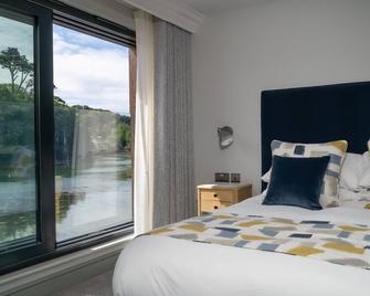 The Shipwrights Arms - Helford - Bedroom